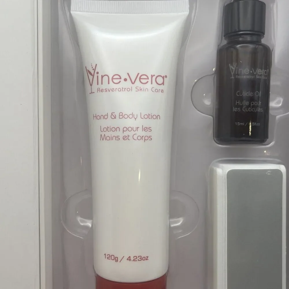 Vine Vera Resveratrol Skin Care Manicure Set The Nail Collection New